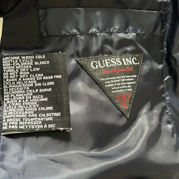 Guess puffer women’s jacket. - Picture 5 of 7